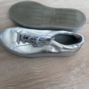 Common Projects Metallic Sneaker